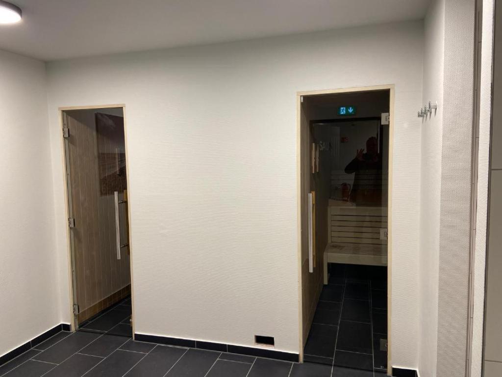 Hotelapartment Ueberwasser Mit Sauna Und Fitness Cuxhaven Esterno foto